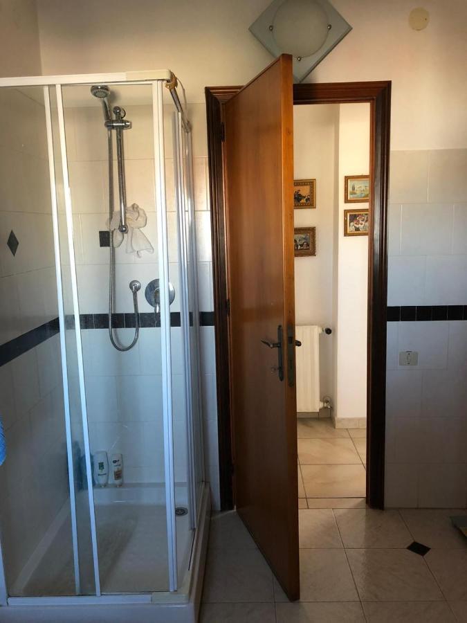 Casa Francesca Hotel Quartu Sant'Elena Eksteriør billede